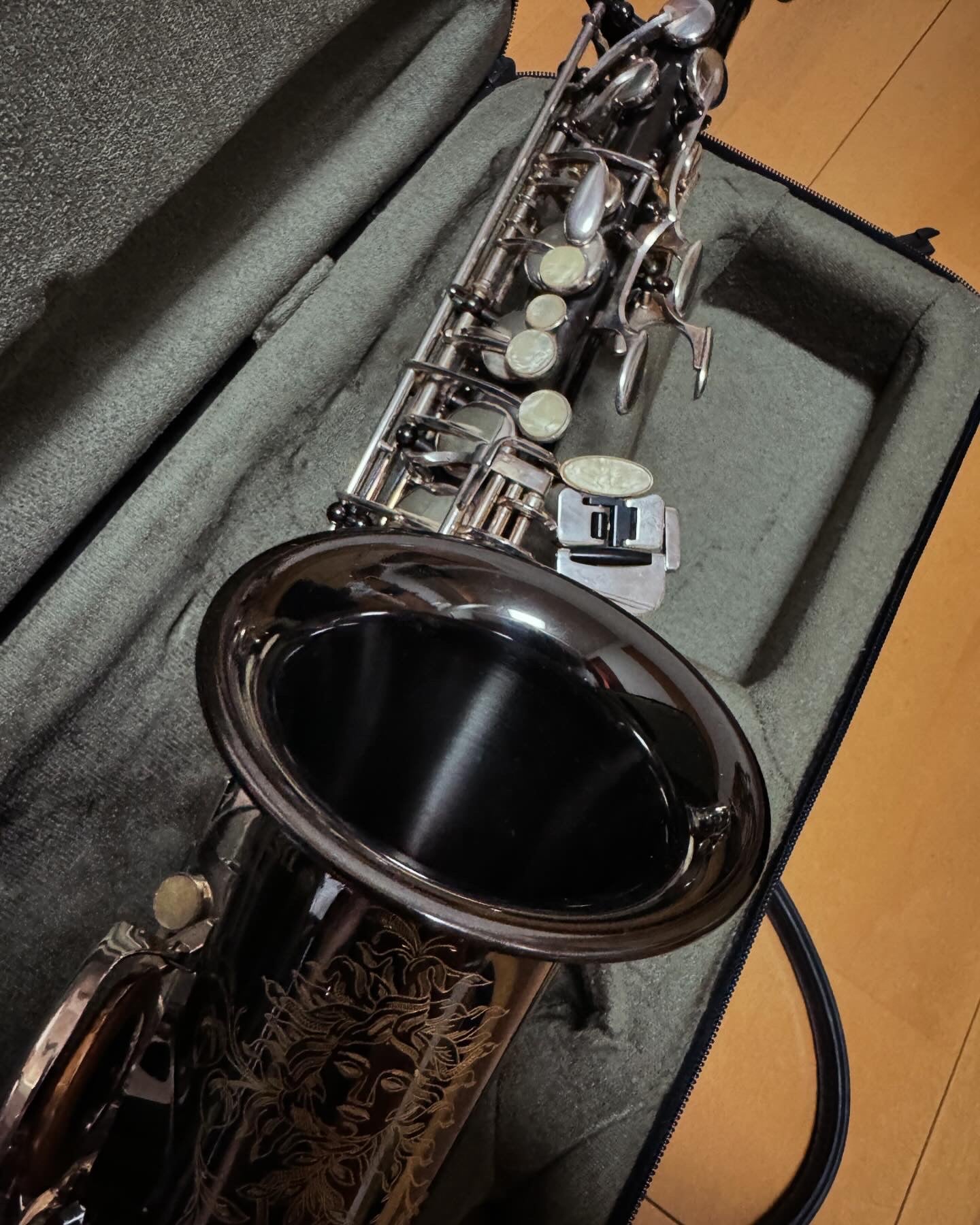 B&S Medusa BN【アルトサックス】 B&S MEDUSA Black Nickel Plated – SDwinds