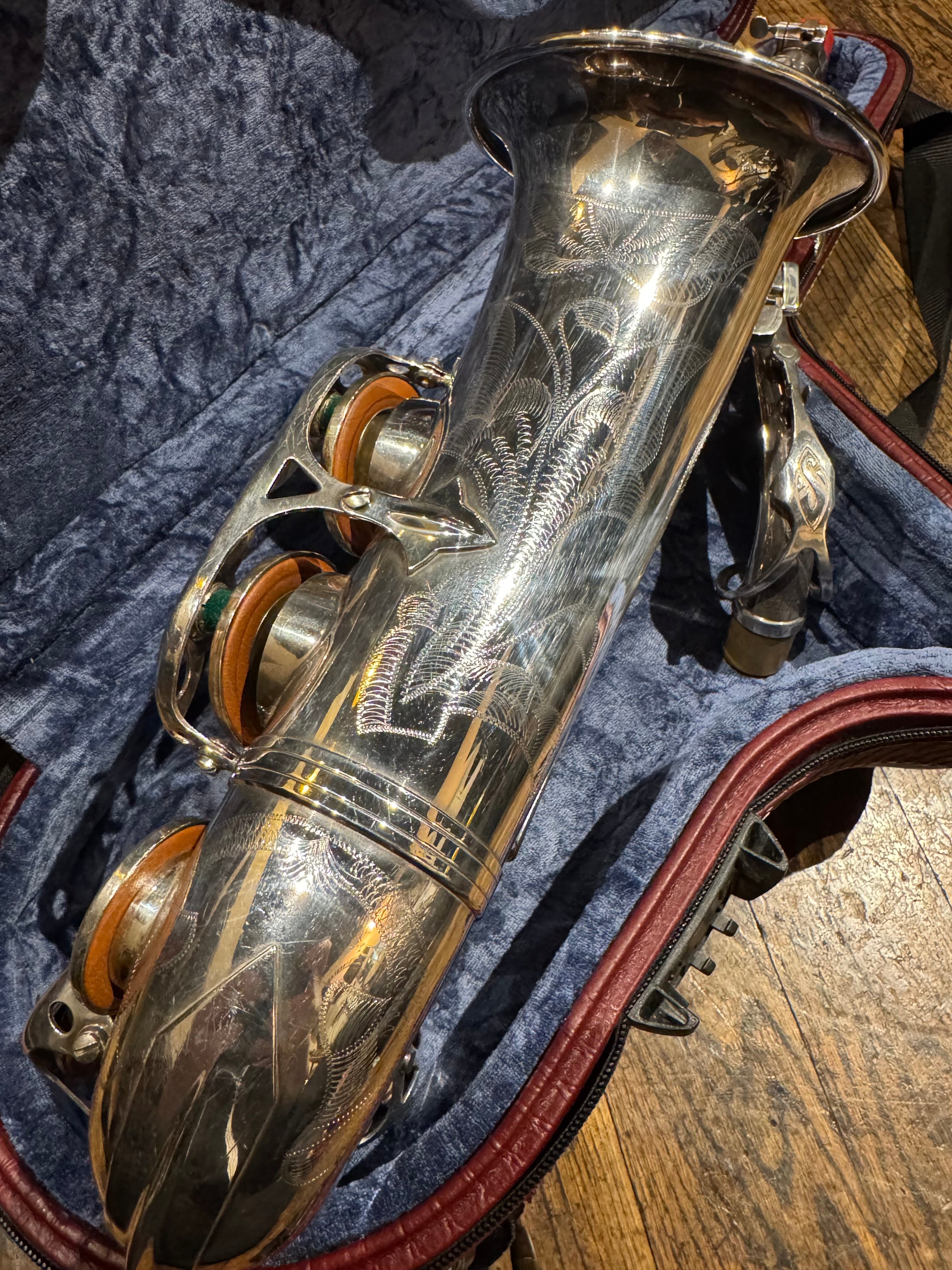 SELMER SERIE Ⅱ 銀メッキ SN.51×××× IMG_5821.jpg?v=1749636135&